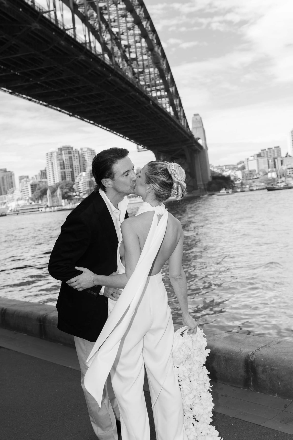 PRUDENCE AND ANDREW (Pyrmont Registry Elopement and Sydney Iconic views)